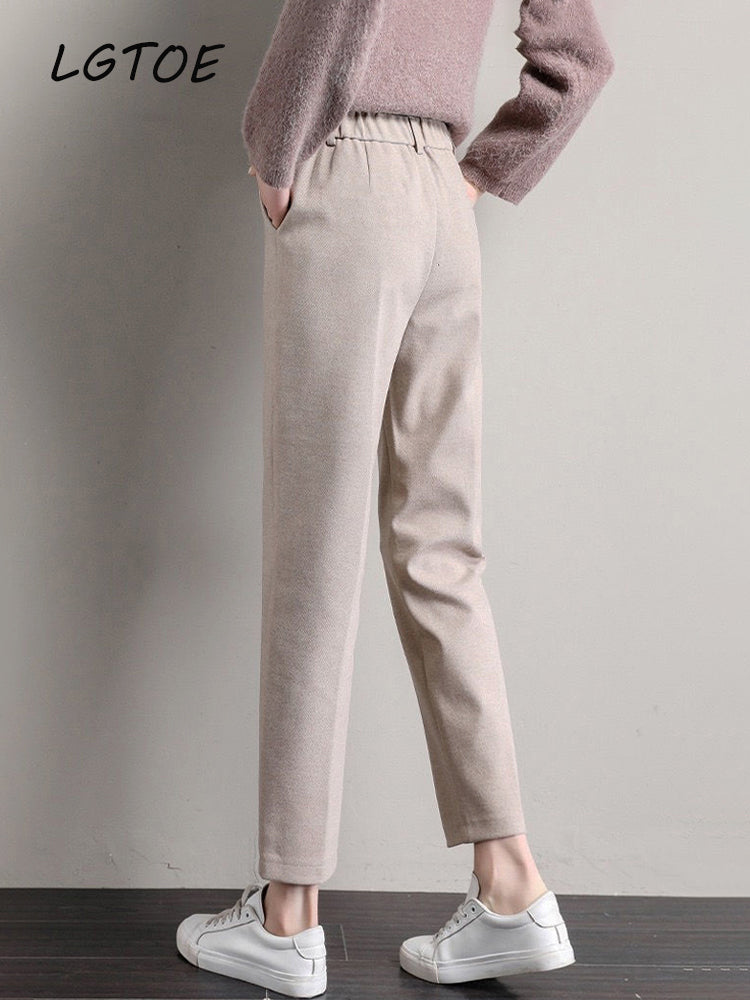 Elegant and Versatile Women's Suit Pants for Comfort